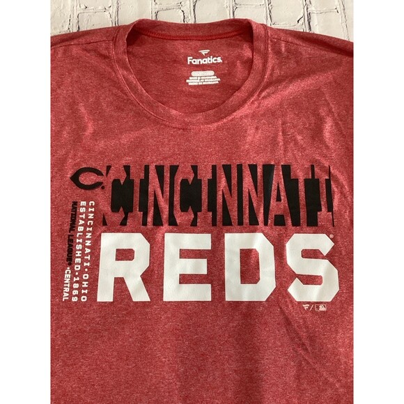 Fanatics T-Shirt Men’s Size 2XL Red Cincinnati Reds Est 1869 100% Polyester - Picture 4 of 8